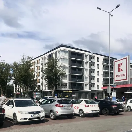 Skowronek 226 *